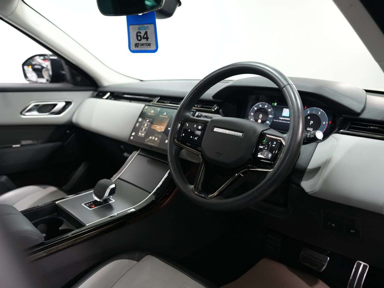 2024 LAND ROVER RANGE ROVER VELAR 2024 LAND ROVER RANGE ROVER VELAR