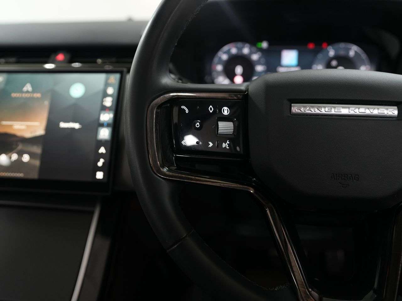 2024 LAND ROVER RANGE ROVER VELAR 2024 LAND ROVER RANGE ROVER VELAR