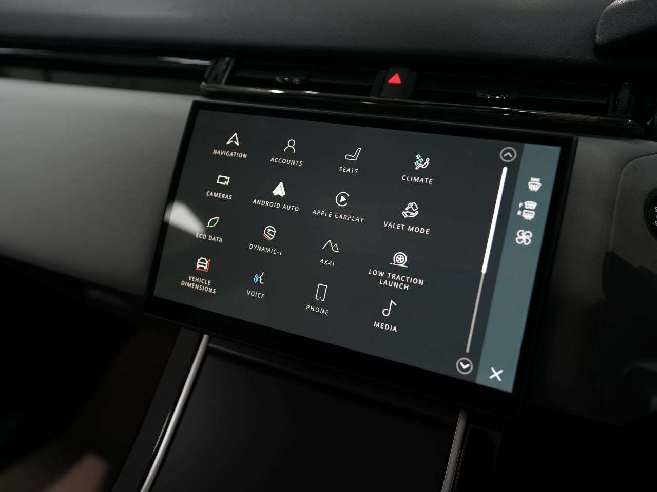 2024 LAND ROVER RANGE ROVER VELAR 2024 LAND ROVER RANGE ROVER VELAR