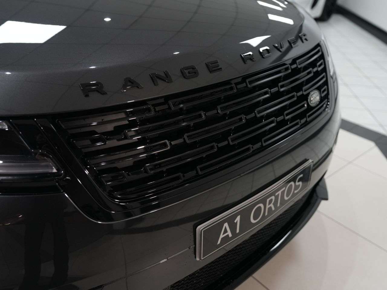 2024 LAND ROVER RANGE ROVER VELAR 2024 LAND ROVER RANGE ROVER VELAR