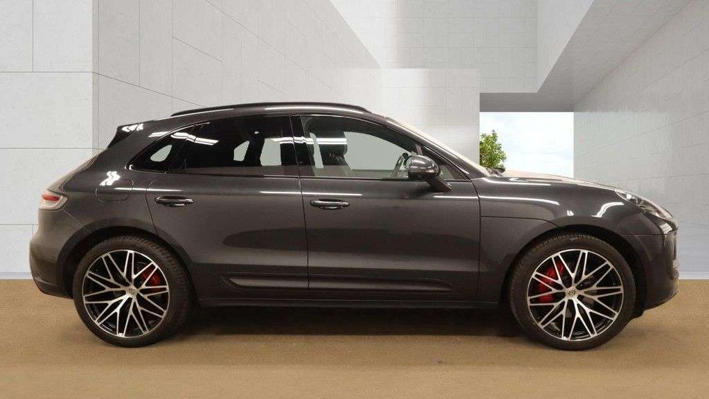 2022 PORSCHE MACAN 2022 PORSCHE MACAN