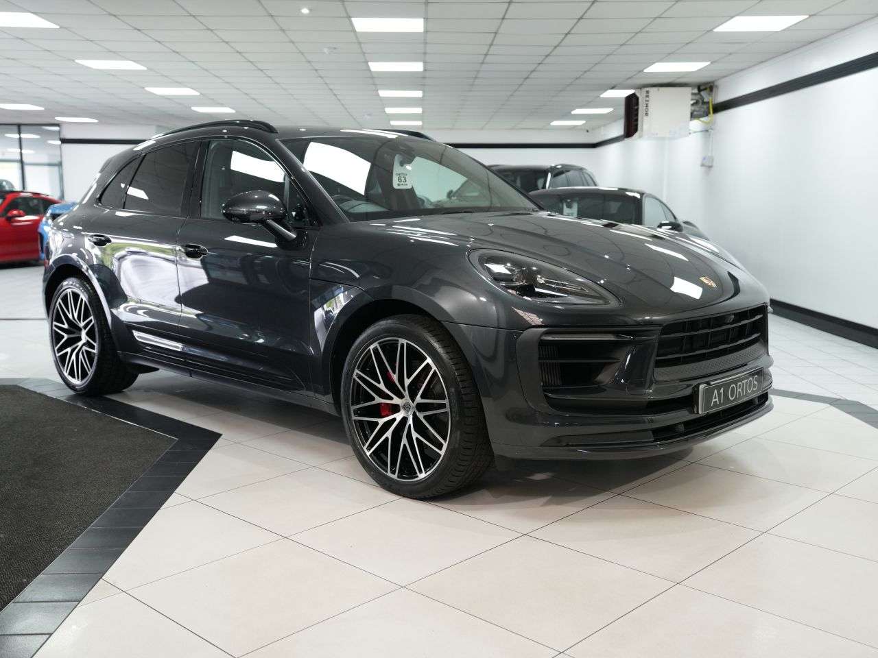A 2022 PORSCHE MACAN 2.9T V6 S SUV 5dr Petrol PDK 4WD Euro 6 (s/s) (380 ps) 1 OWNER FROM NEW + 1 A 2022 PORSCHE MACAN 2.9T V6 S SUV 5dr Petrol PDK 4WD Euro 6 (s/s) (380 ps) 1 OWNER FROM NEW + 1