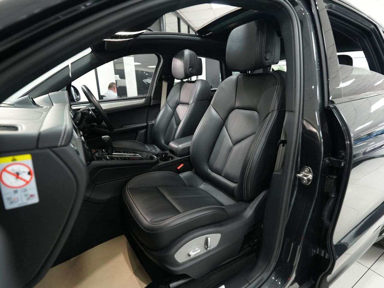 2022 PORSCHE MACAN 2022 PORSCHE MACAN