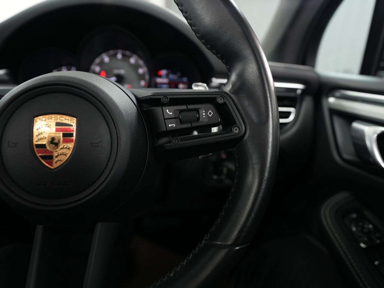 2022 PORSCHE MACAN 2022 PORSCHE MACAN