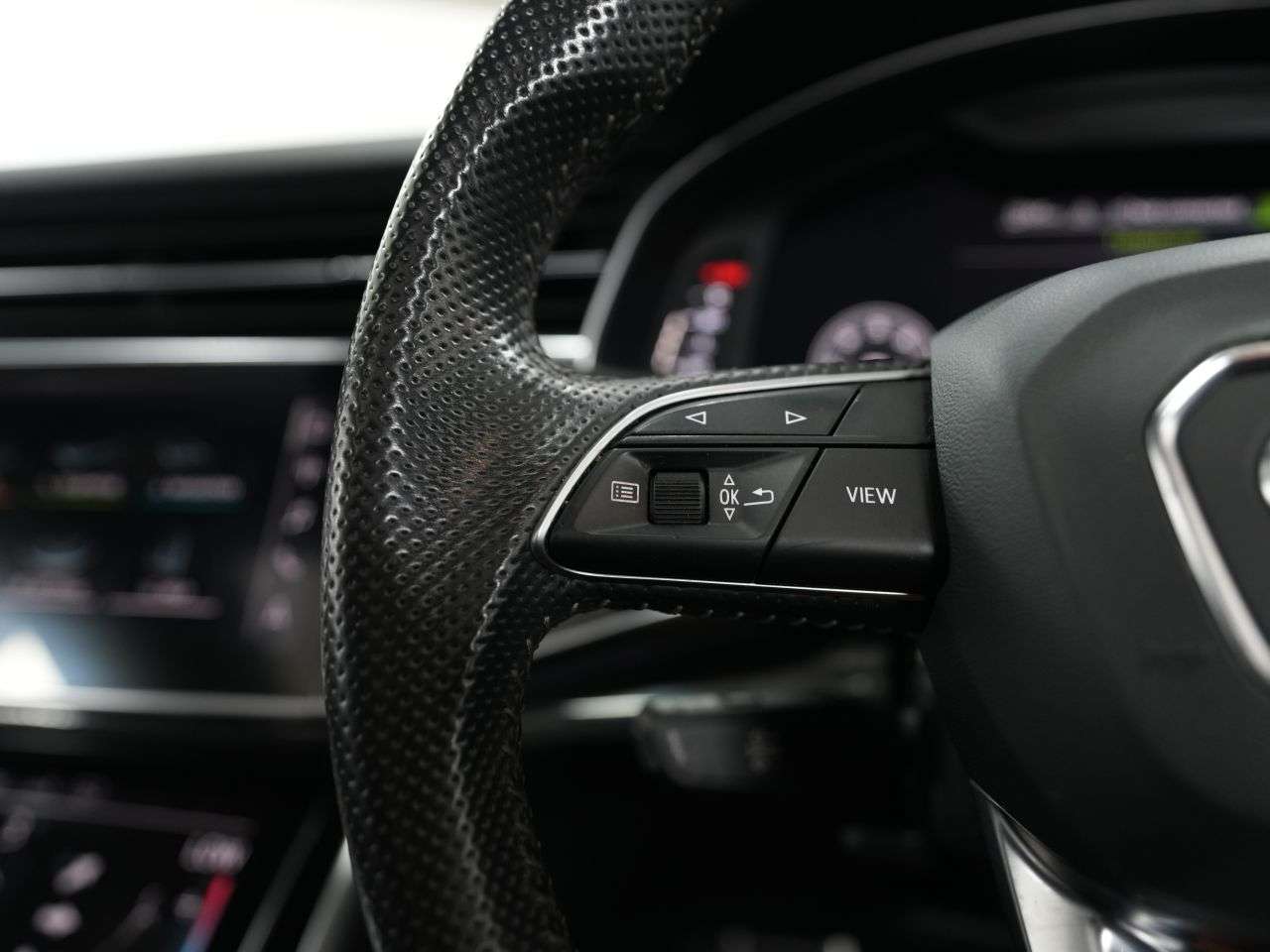 2019 AUDI Q8 2019 AUDI Q8