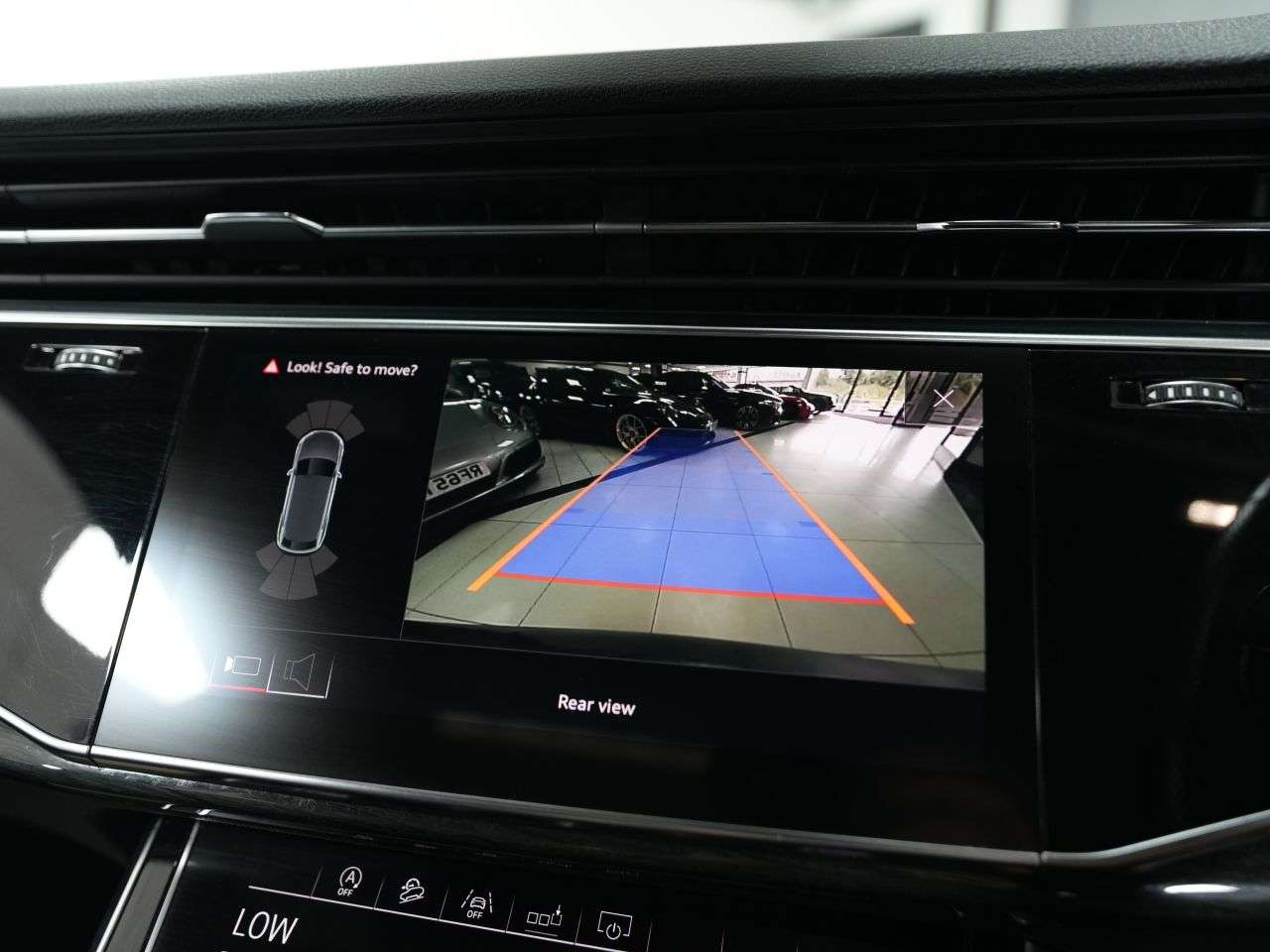 2019 AUDI Q8 2019 AUDI Q8