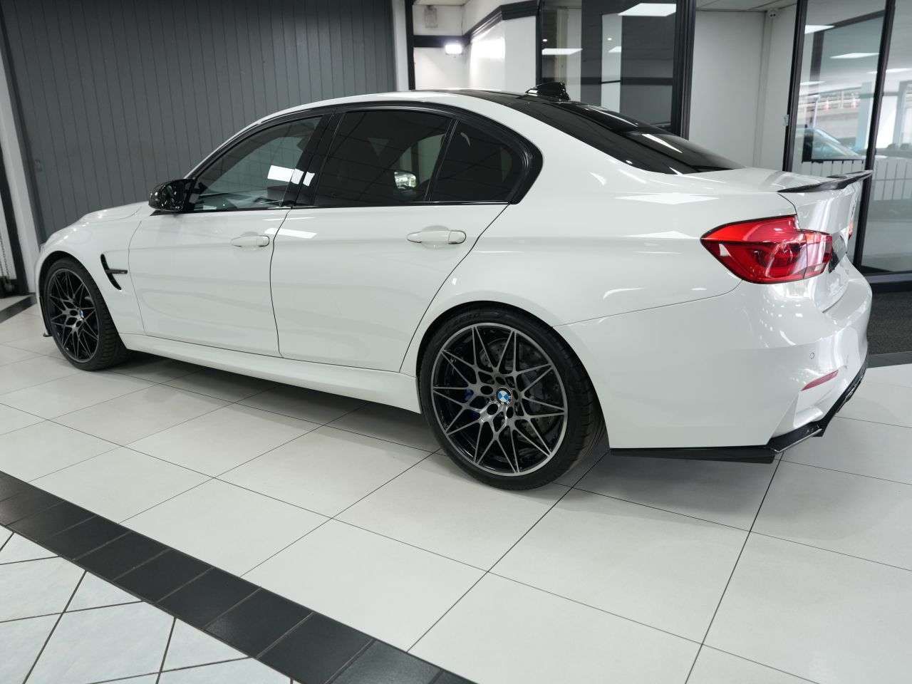 2018 BMW M3 2018 BMW M3
