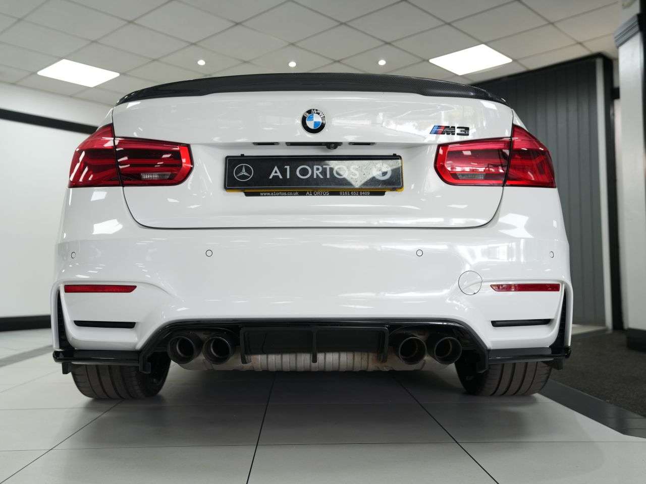 2018 BMW M3 2018 BMW M3