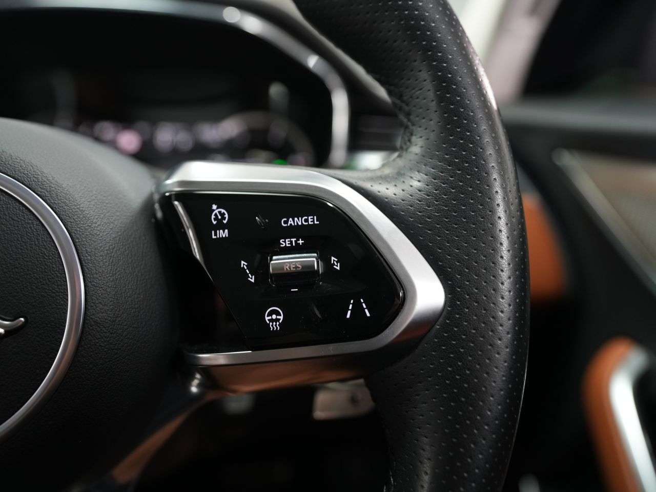 2022 JAGUAR F-PACE 2022 JAGUAR F-PACE