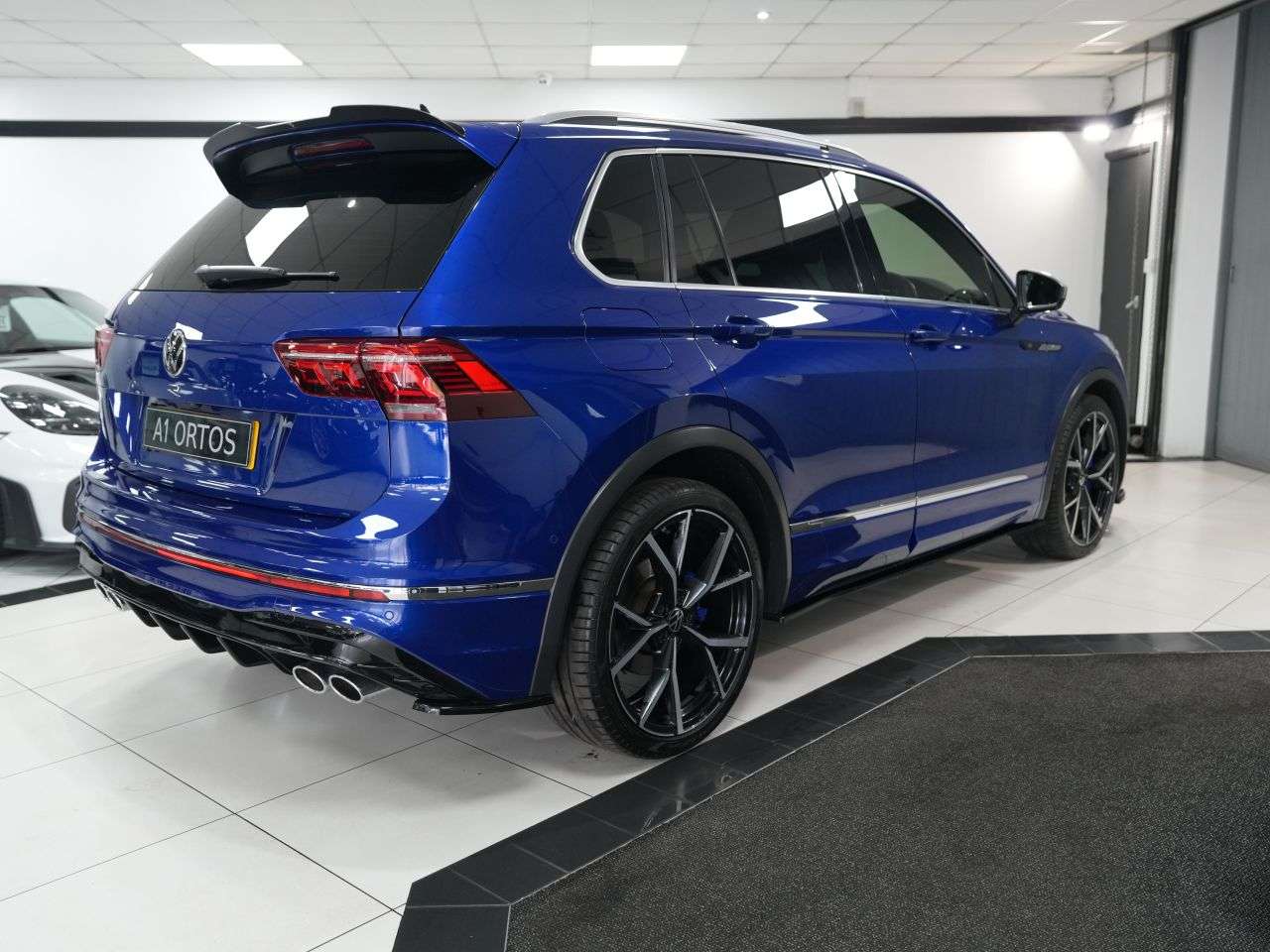 2021 VOLKSWAGEN TIGUAN 2021 VOLKSWAGEN TIGUAN