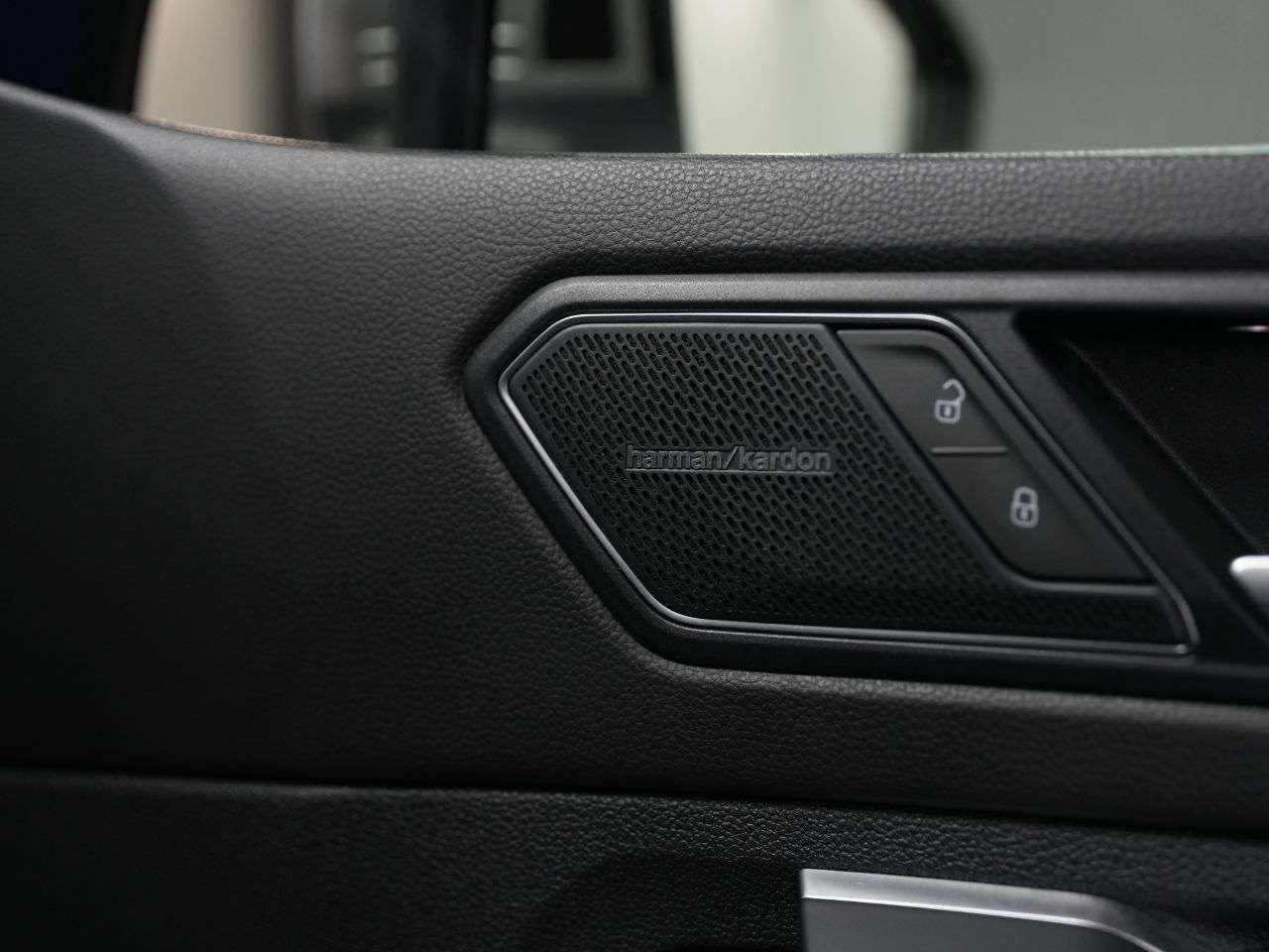 2021 VOLKSWAGEN TIGUAN 2021 VOLKSWAGEN TIGUAN