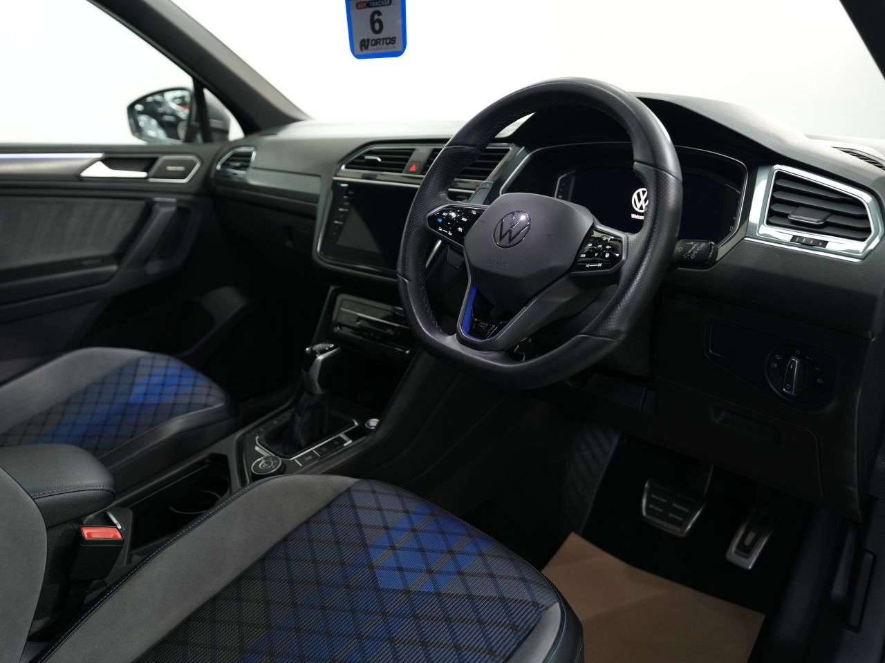 2021 VOLKSWAGEN TIGUAN 2021 VOLKSWAGEN TIGUAN