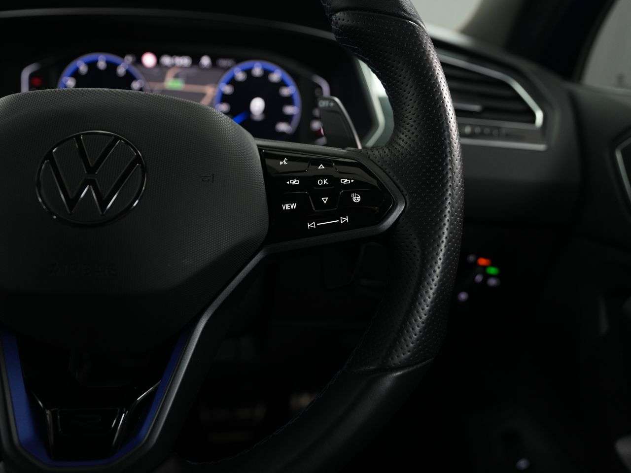 2021 VOLKSWAGEN TIGUAN 2021 VOLKSWAGEN TIGUAN