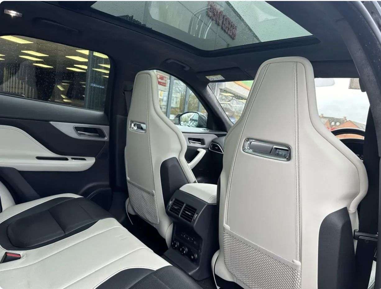 2019 JAGUAR F-PACE 2019 JAGUAR F-PACE
