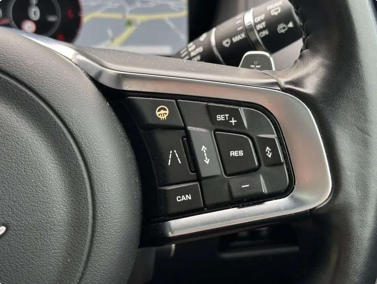 2019 JAGUAR F-PACE 2019 JAGUAR F-PACE