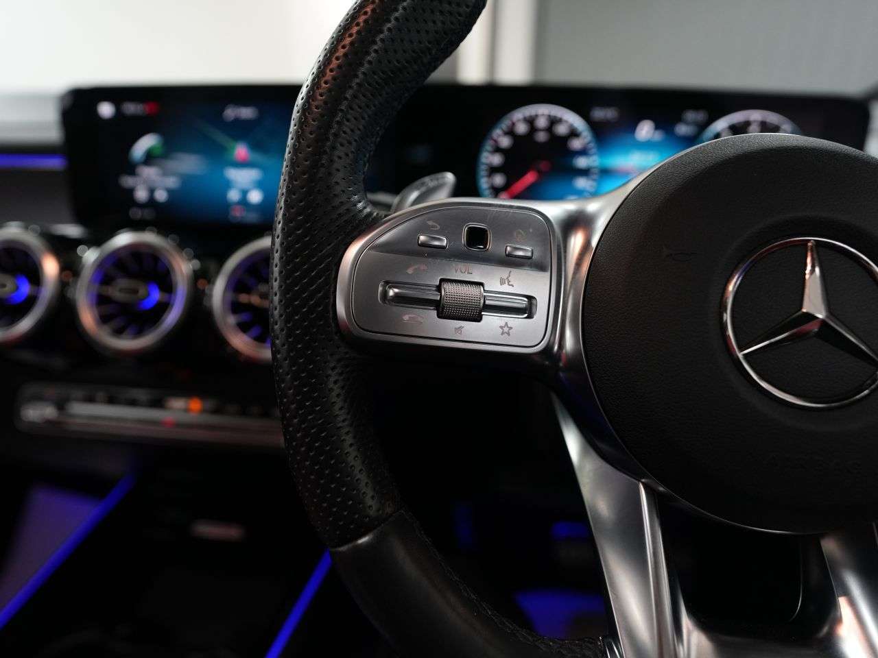 2023 MERCEDES-BENZ GLB 2023 MERCEDES-BENZ GLB