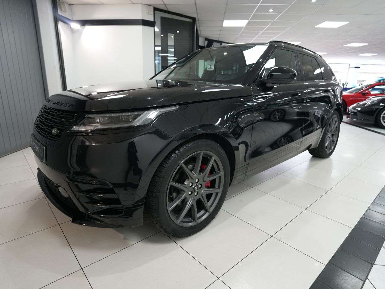 A 2023 LAND ROVER RANGE ROVER VELAR 2.0 D200 MHEV Dynamic SE SUV 5dr Diesel Auto 4WD Euro 6 (s/s) (204 ps) BE Q A 2023 LAND ROVER RANGE ROVER VELAR 2.0 D200 MHEV Dynamic SE SUV 5dr Diesel Auto 4WD Euro 6 (s/s) (204 ps) BE Q
