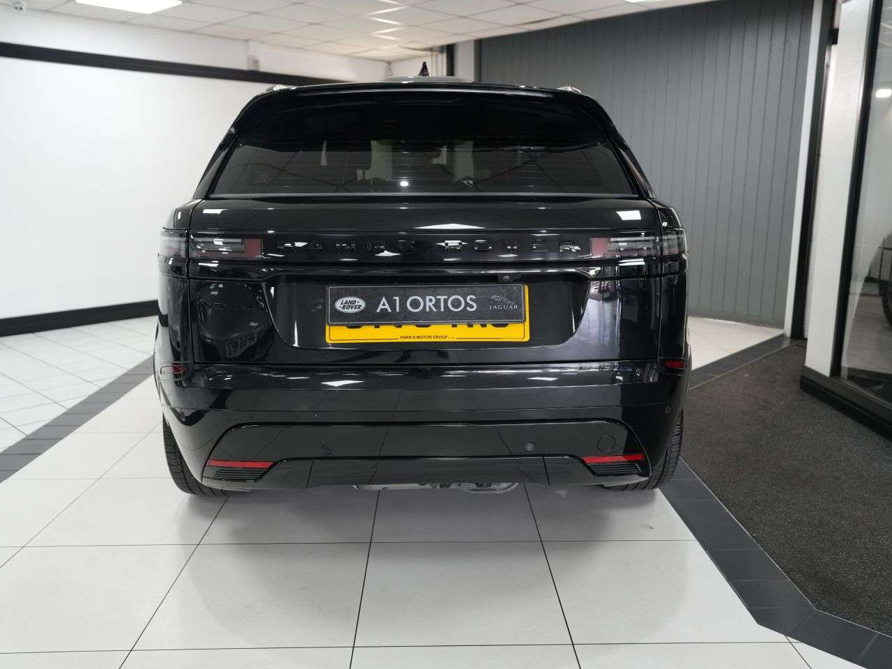2023 LAND ROVER RANGE ROVER VELAR 2023 LAND ROVER RANGE ROVER VELAR