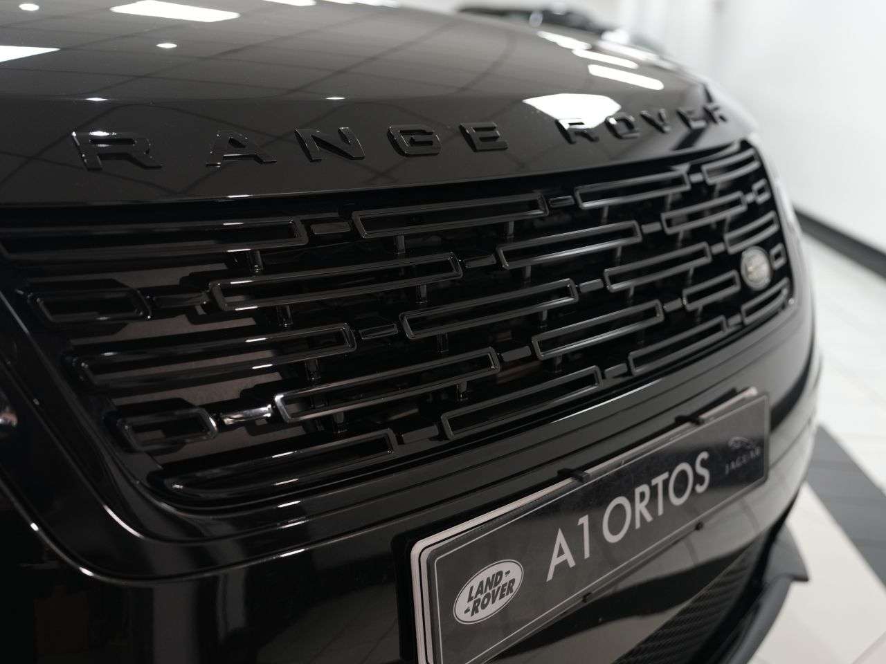 2023 LAND ROVER RANGE ROVER VELAR 2023 LAND ROVER RANGE ROVER VELAR