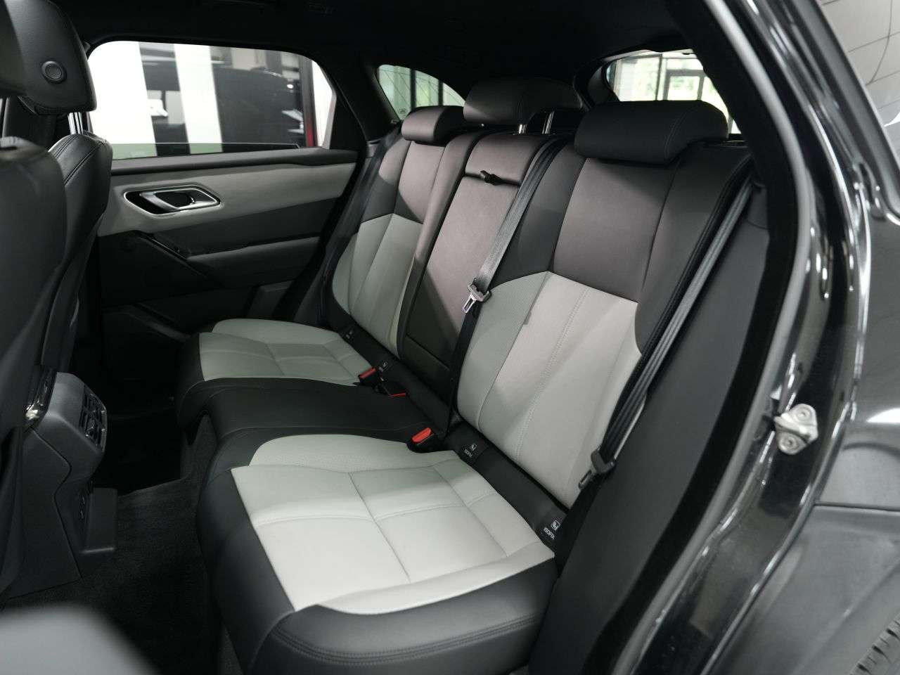 2023 LAND ROVER RANGE ROVER VELAR 2023 LAND ROVER RANGE ROVER VELAR
