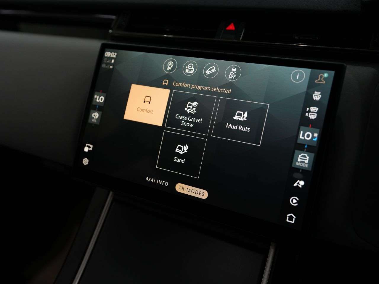 2023 LAND ROVER RANGE ROVER VELAR 2023 LAND ROVER RANGE ROVER VELAR