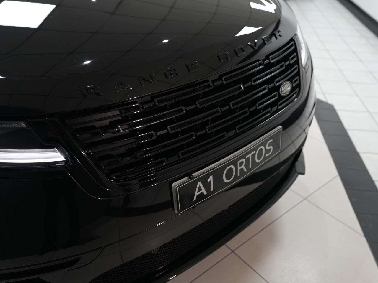 2023 LAND ROVER RANGE ROVER VELAR 2023 LAND ROVER RANGE ROVER VELAR