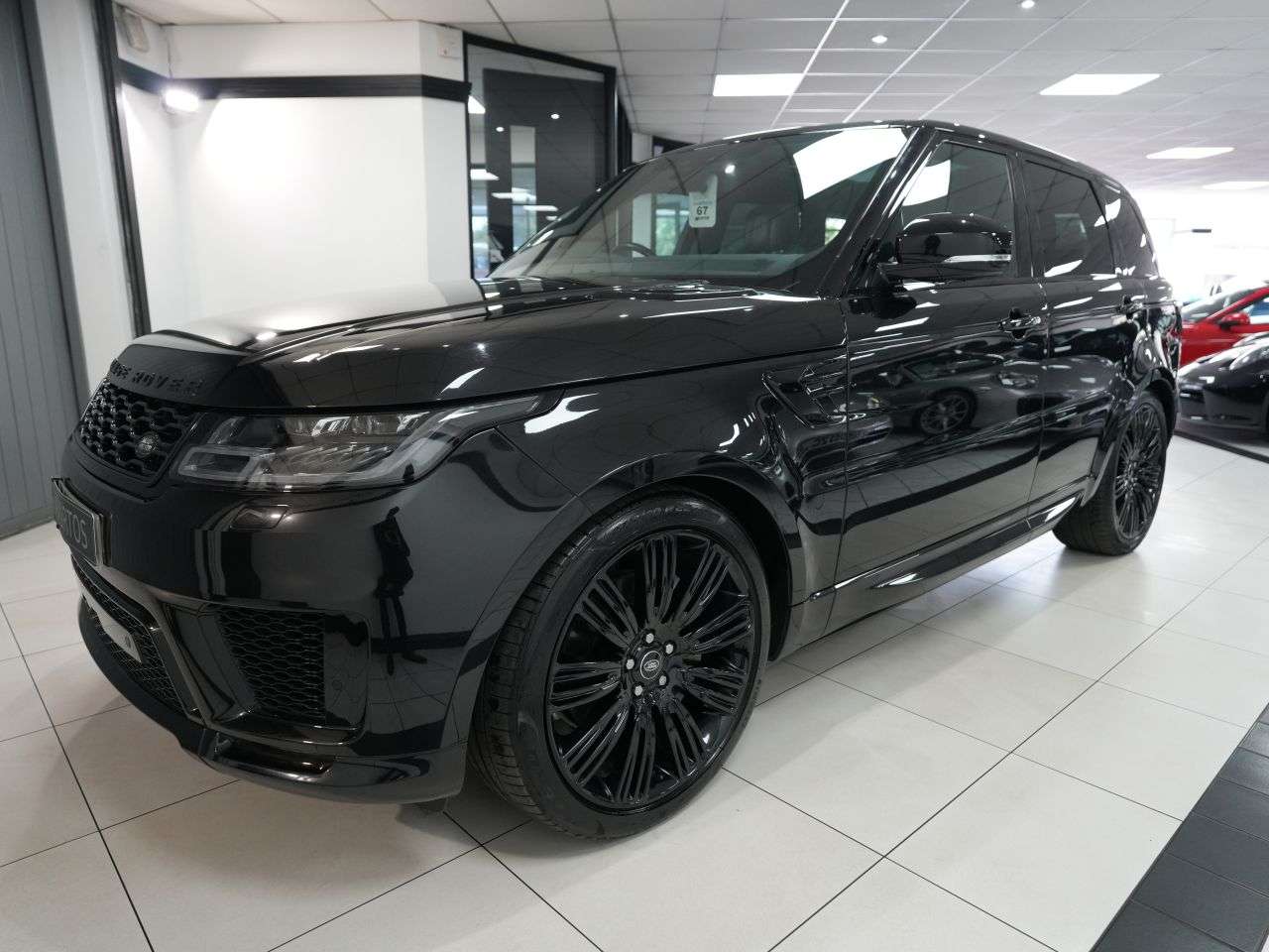 A 2022 LAND ROVER RANGE ROVER SPORT 3.0 D300 MHEV HSE Dynamic Black SUV 5dr Diesel Auto 4WD Euro 6 (s/s) (300 p A 2022 LAND ROVER RANGE ROVER SPORT 3.0 D300 MHEV HSE Dynamic Black SUV 5dr Diesel Auto 4WD Euro 6 (s/s) (300 p