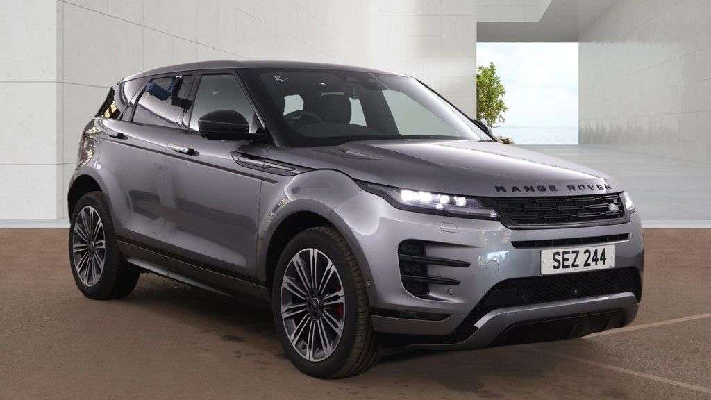 A 2023 LAND ROVER RANGE ROVER EVOQUE 2.0 D200 MHEV Dynamic HSE SUV 5dr Diesel Auto 4WD Euro 6 (s/s) (204 ps) BE A 2023 LAND ROVER RANGE ROVER EVOQUE 2.0 D200 MHEV Dynamic HSE SUV 5dr Diesel Auto 4WD Euro 6 (s/s) (204 ps) BE