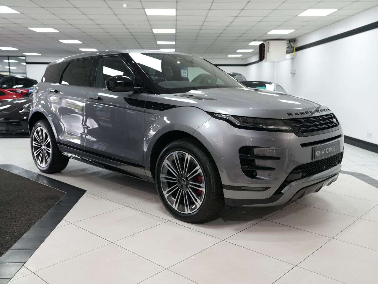 A 2023 LAND ROVER RANGE ROVER EVOQUE 2.0 D200 MHEV Dynamic HSE SUV 5dr Diesel Auto 4WD Euro 6 (s/s) (204 ps) BE A 2023 LAND ROVER RANGE ROVER EVOQUE 2.0 D200 MHEV Dynamic HSE SUV 5dr Diesel Auto 4WD Euro 6 (s/s) (204 ps) BE