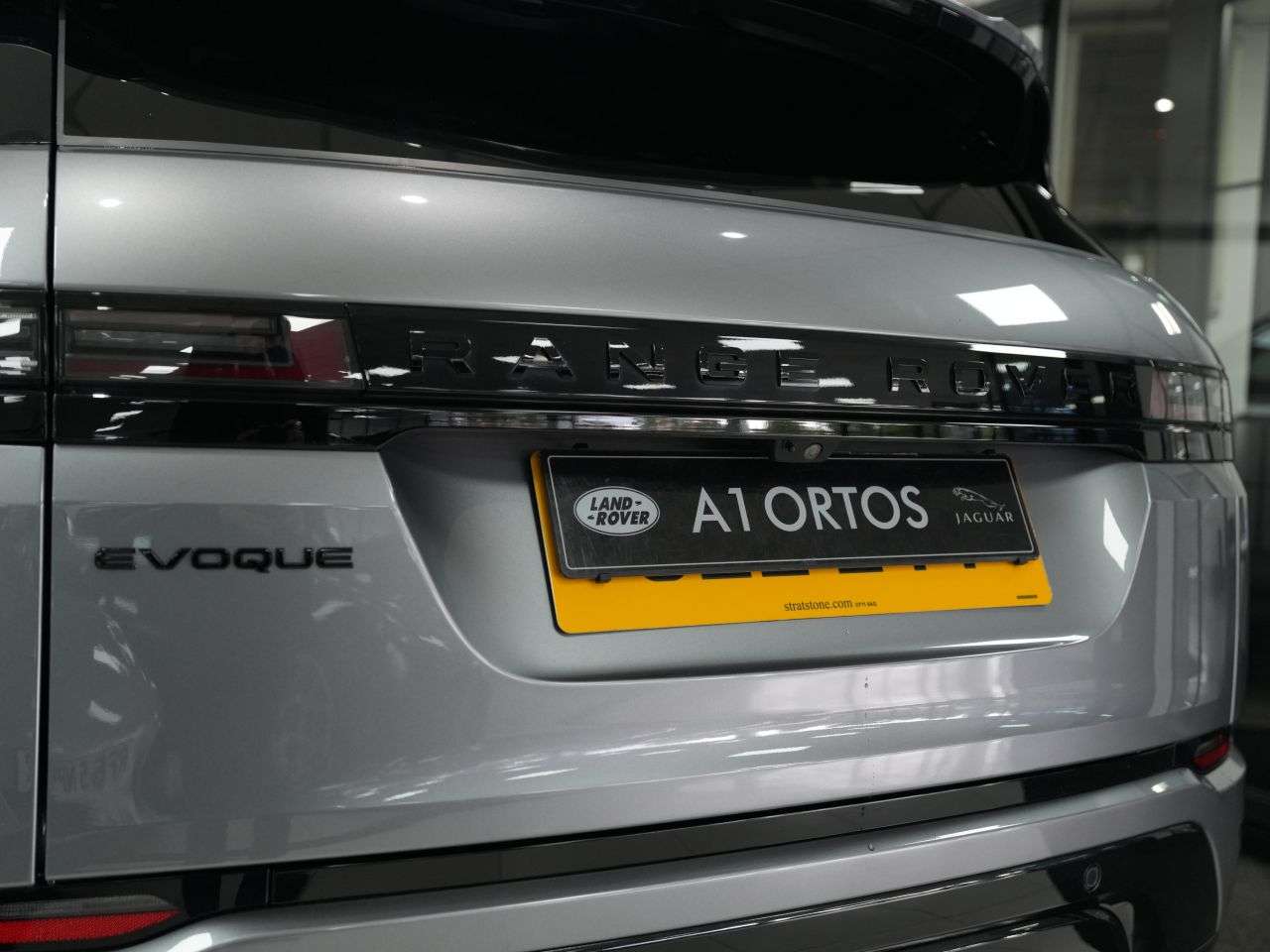 2023 LAND ROVER RANGE ROVER EVOQUE 2023 LAND ROVER RANGE ROVER EVOQUE