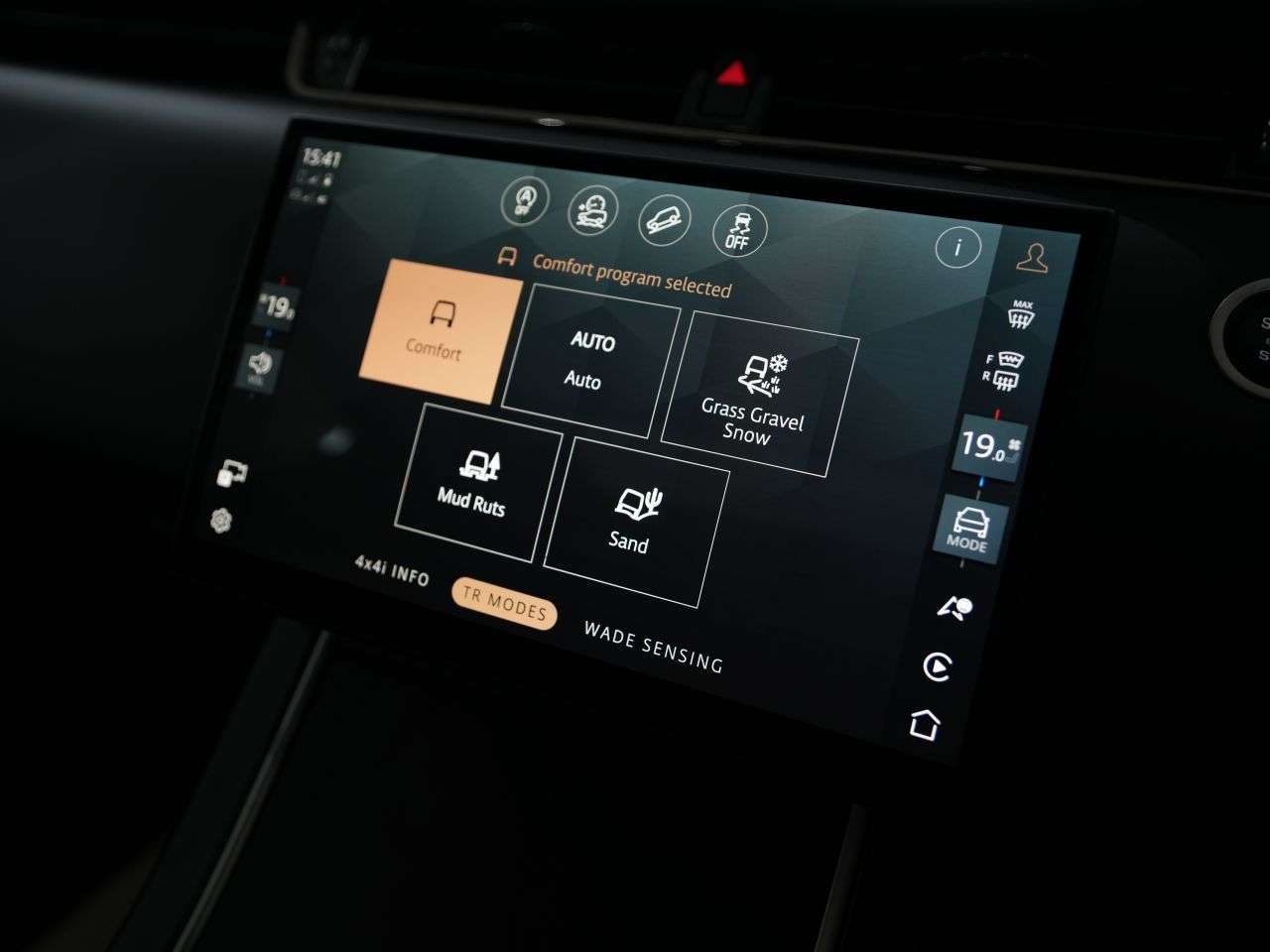 2023 LAND ROVER RANGE ROVER EVOQUE 2023 LAND ROVER RANGE ROVER EVOQUE