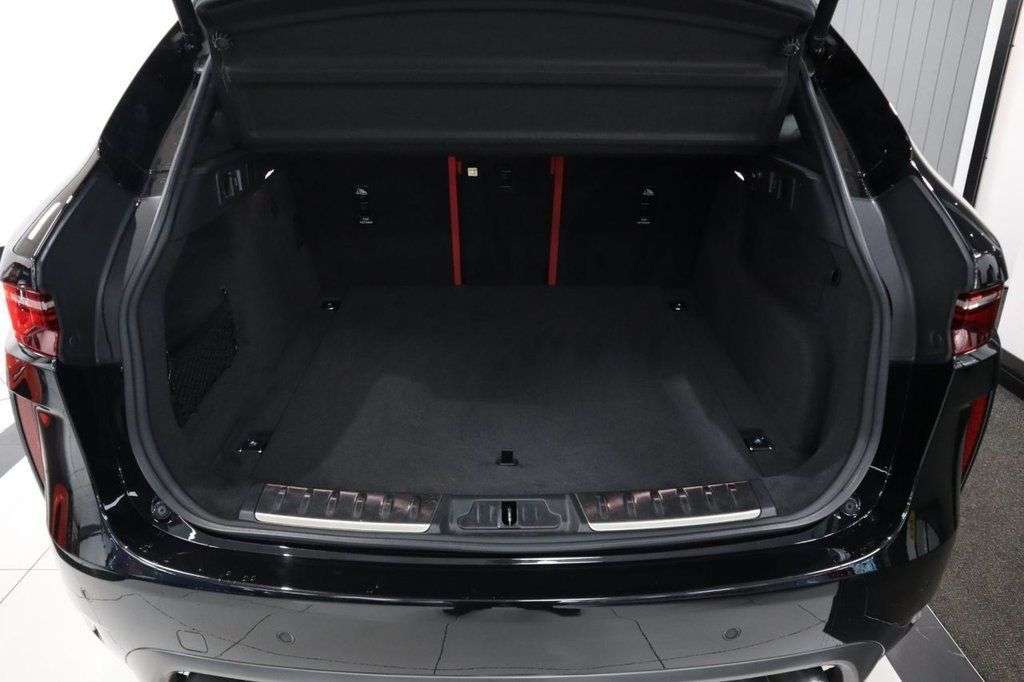 2021 JAGUAR F-PACE 2021 JAGUAR F-PACE