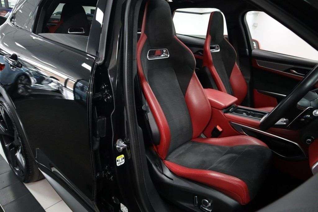 2021 JAGUAR F-PACE 2021 JAGUAR F-PACE
