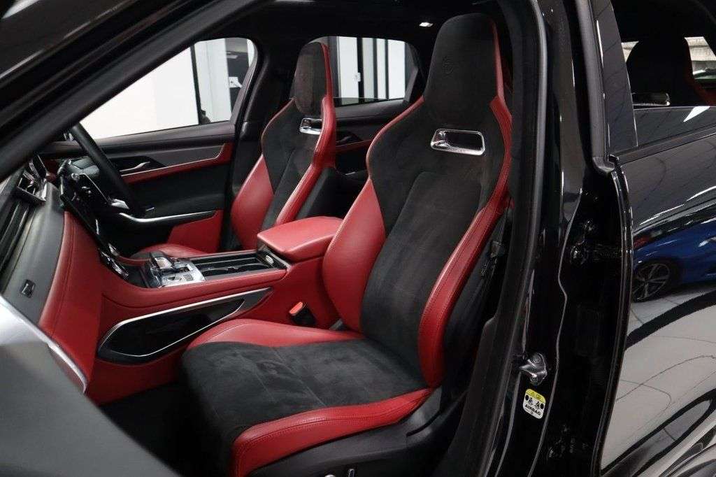 2021 JAGUAR F-PACE 2021 JAGUAR F-PACE