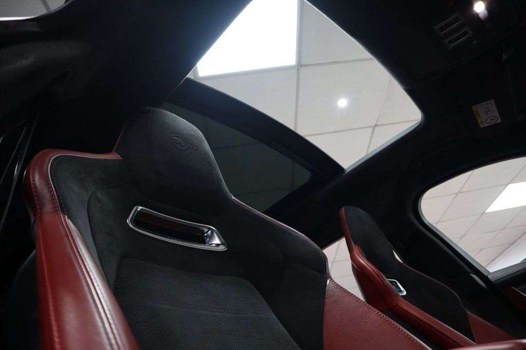 A 2021 JAGUAR F-PACE 5.0 P550 V8 SVR SUV 5dr Petrol Quickshift AWD Euro 6 (s/s) (550 ps) 1 OWNER A 2021 JAGUAR F-PACE 5.0 P550 V8 SVR SUV 5dr Petrol Quickshift AWD Euro 6 (s/s) (550 ps) 1 OWNER