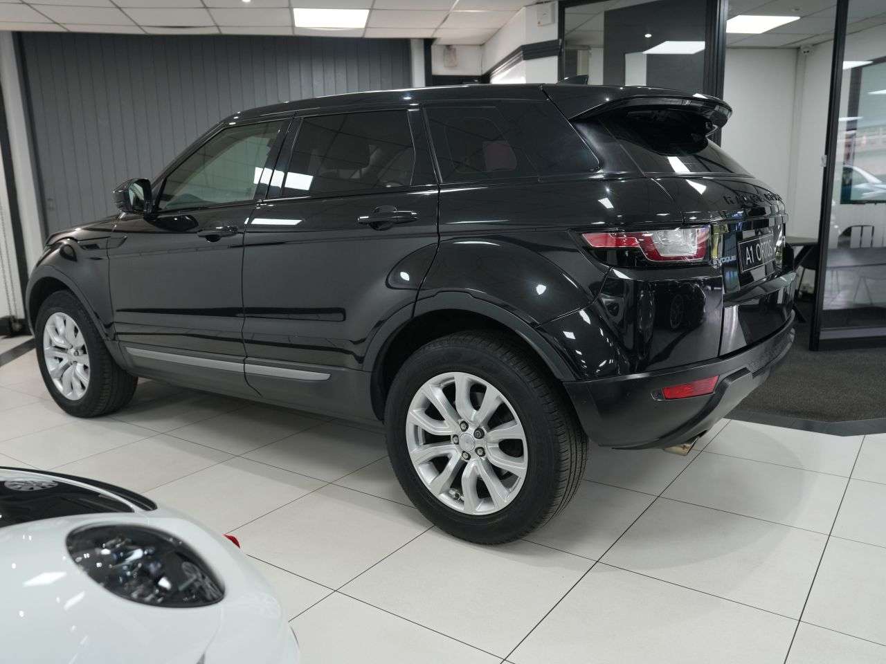 2017 LAND ROVER RANGE ROVER EVOQUE 2017 LAND ROVER RANGE ROVER EVOQUE