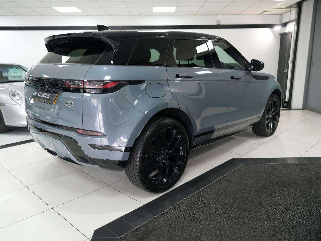 2019 LAND ROVER RANGE ROVER EVOQUE 2019 LAND ROVER RANGE ROVER EVOQUE