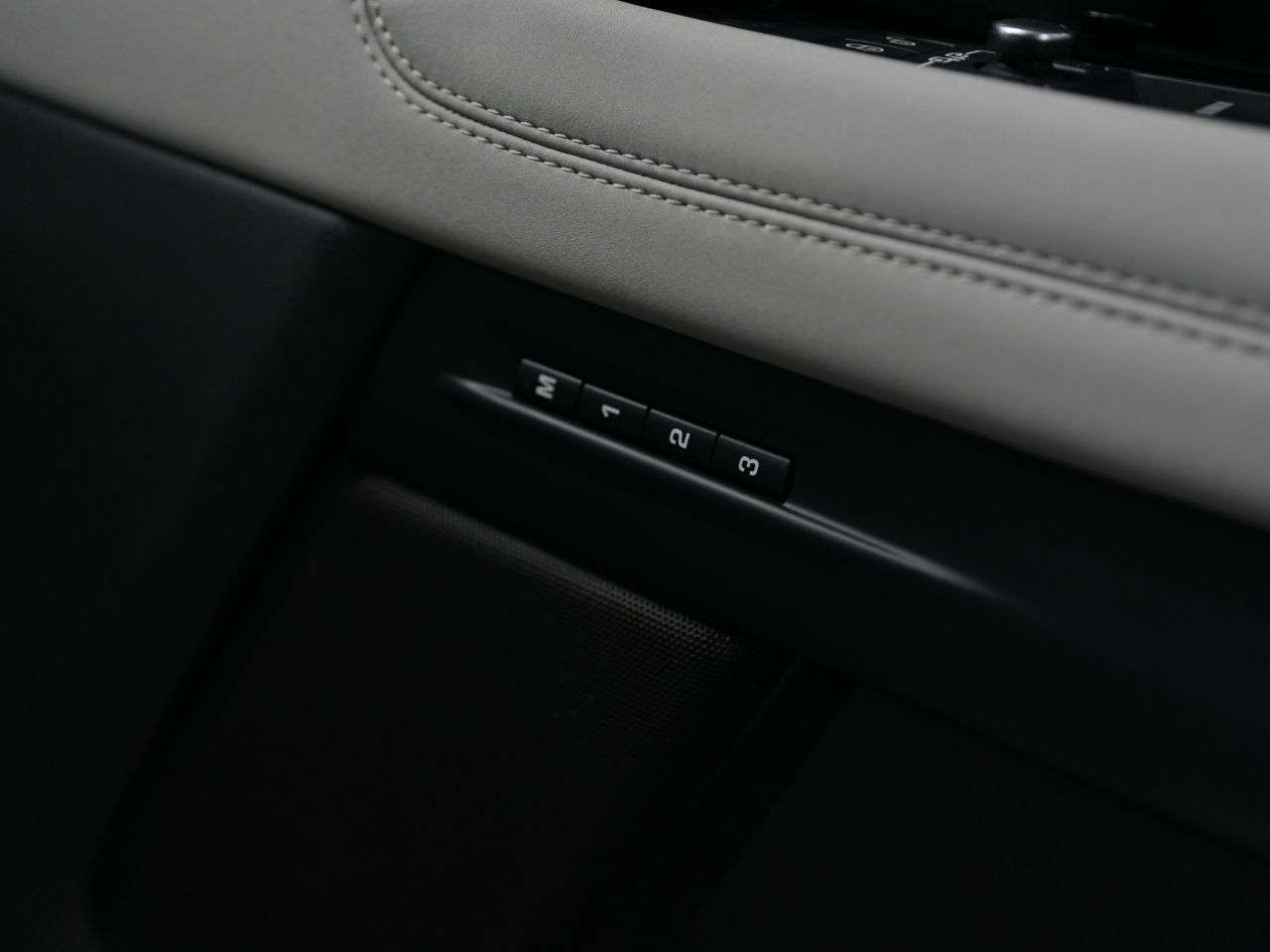 2019 LAND ROVER RANGE ROVER EVOQUE 2019 LAND ROVER RANGE ROVER EVOQUE