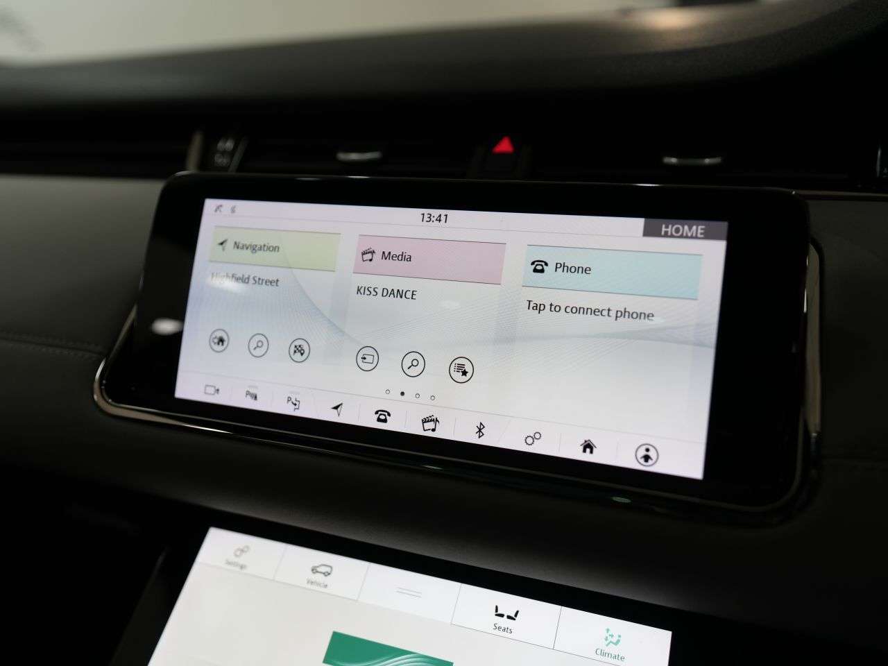 2019 LAND ROVER RANGE ROVER EVOQUE 2019 LAND ROVER RANGE ROVER EVOQUE