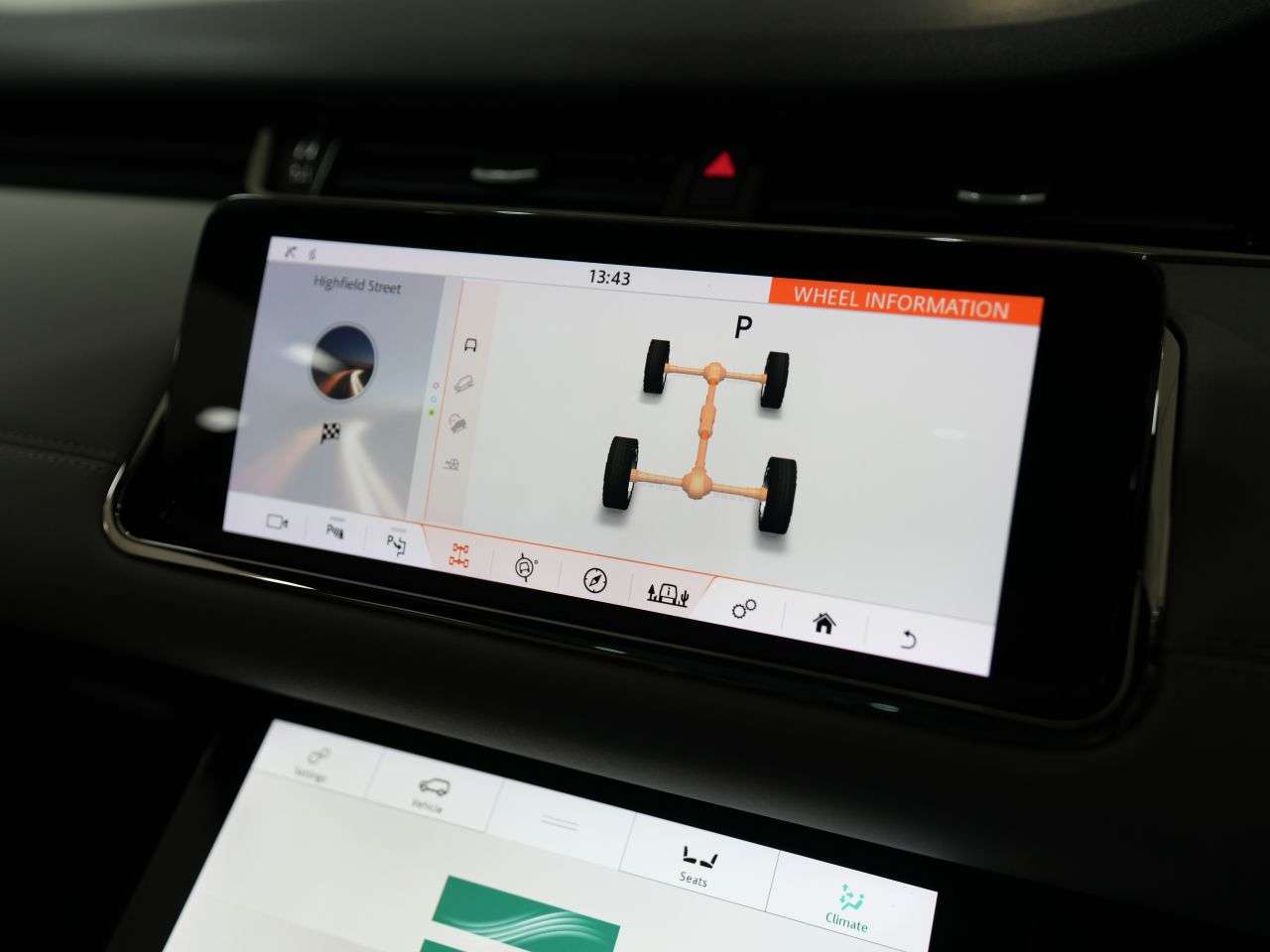 2019 LAND ROVER RANGE ROVER EVOQUE 2019 LAND ROVER RANGE ROVER EVOQUE