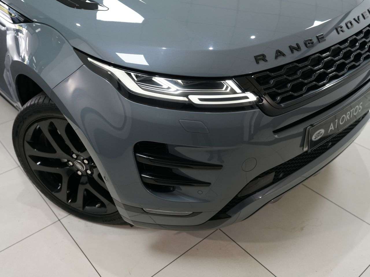 2019 LAND ROVER RANGE ROVER EVOQUE 2019 LAND ROVER RANGE ROVER EVOQUE