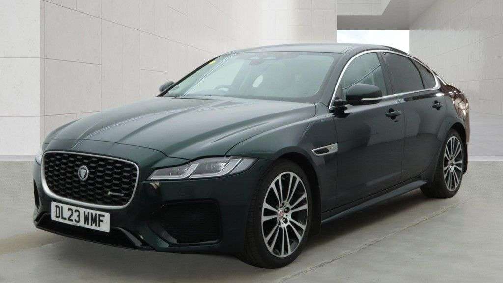 A 2023 JAGUAR XF 2.0 D200 MHEV R-Dynamic SE Saloon 4dr Diesel Auto Euro 6 (s/s) (204 ps) STU A 2023 JAGUAR XF 2.0 D200 MHEV R-Dynamic SE Saloon 4dr Diesel Auto Euro 6 (s/s) (204 ps) STU