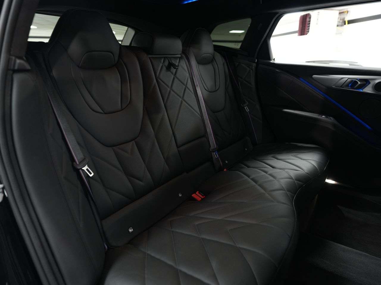 2024 BMW XM 2024 BMW XM