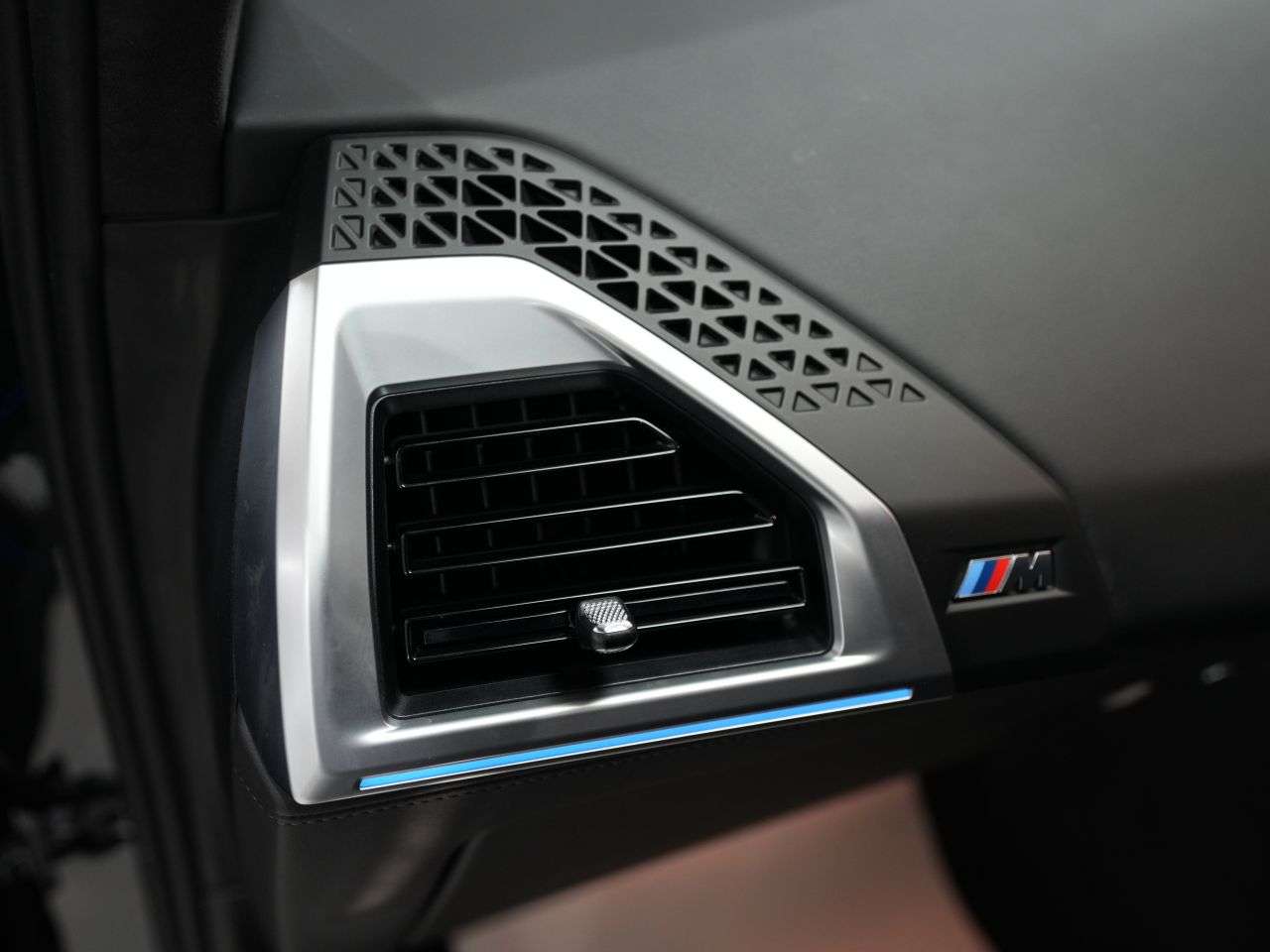 2024 BMW XM 2024 BMW XM