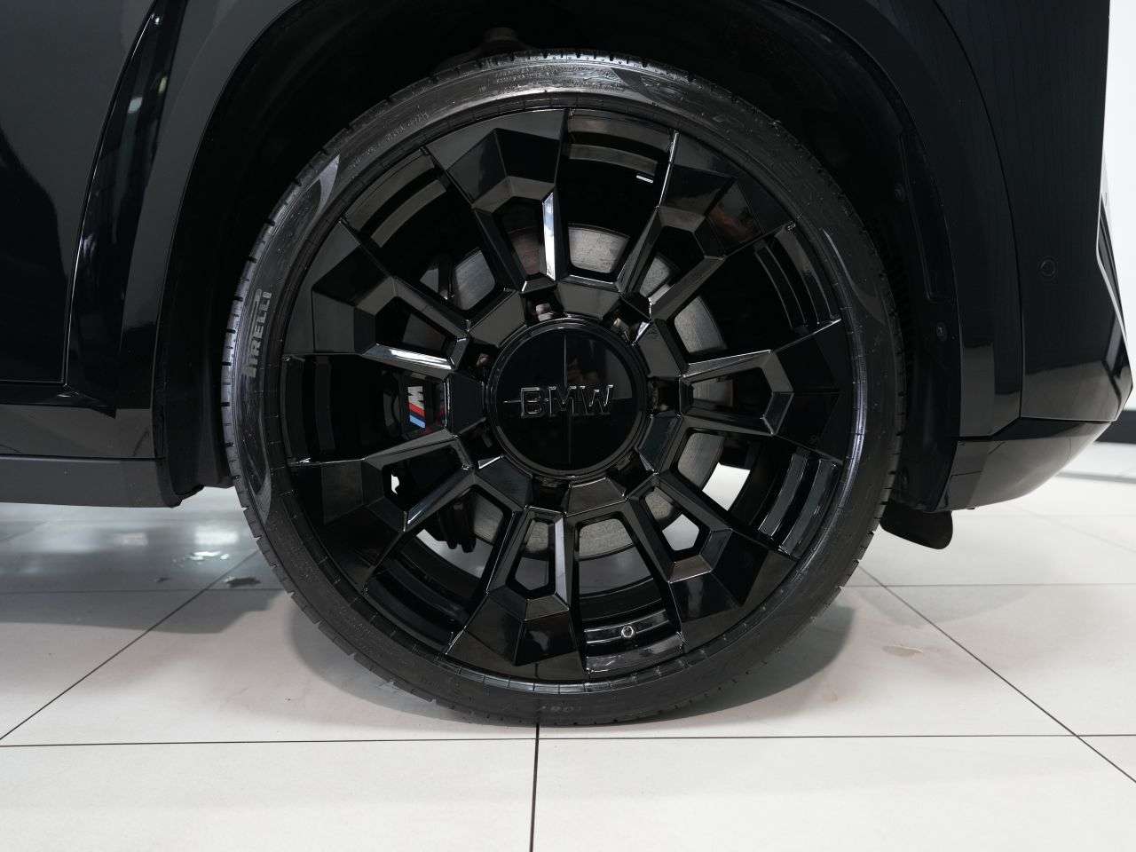 2024 BMW XM 2024 BMW XM