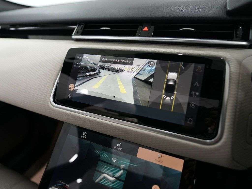 2022 LAND ROVER RANGE ROVER VELAR 2022 LAND ROVER RANGE ROVER VELAR