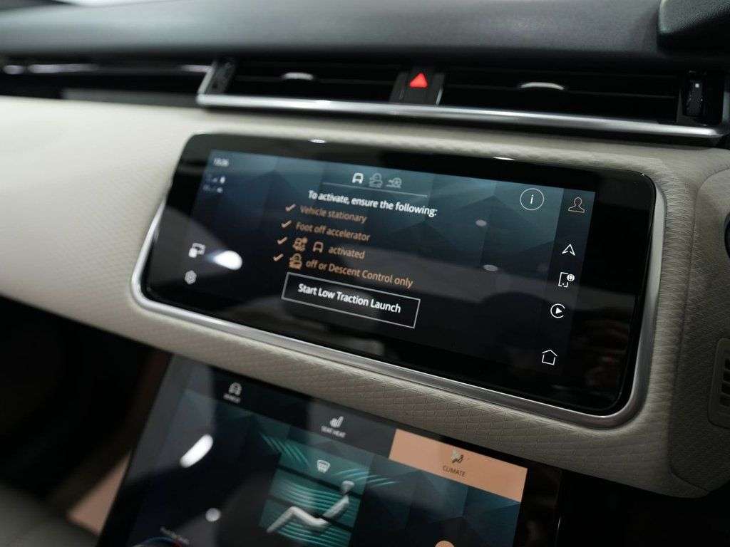 2022 LAND ROVER RANGE ROVER VELAR 2022 LAND ROVER RANGE ROVER VELAR