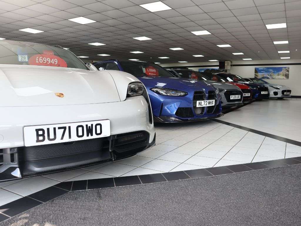 2022 LAND ROVER RANGE ROVER VELAR 2022 LAND ROVER RANGE ROVER VELAR