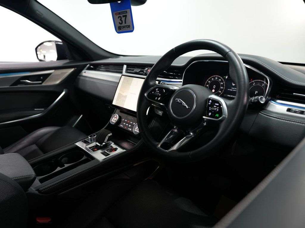 2023 JAGUAR F-PACE 2023 JAGUAR F-PACE