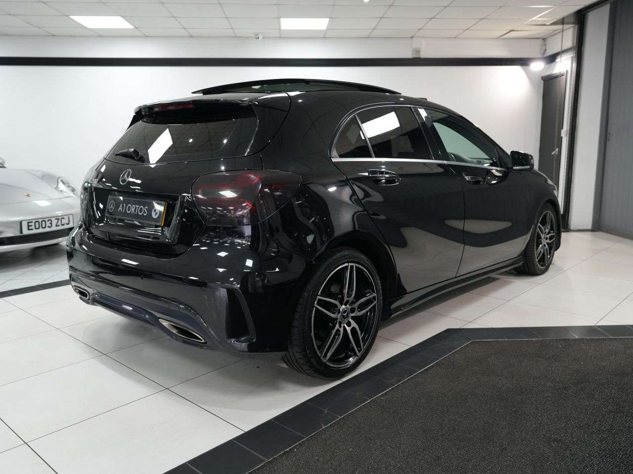 2016 MERCEDES-BENZ A CLASS 2016 MERCEDES-BENZ A CLASS